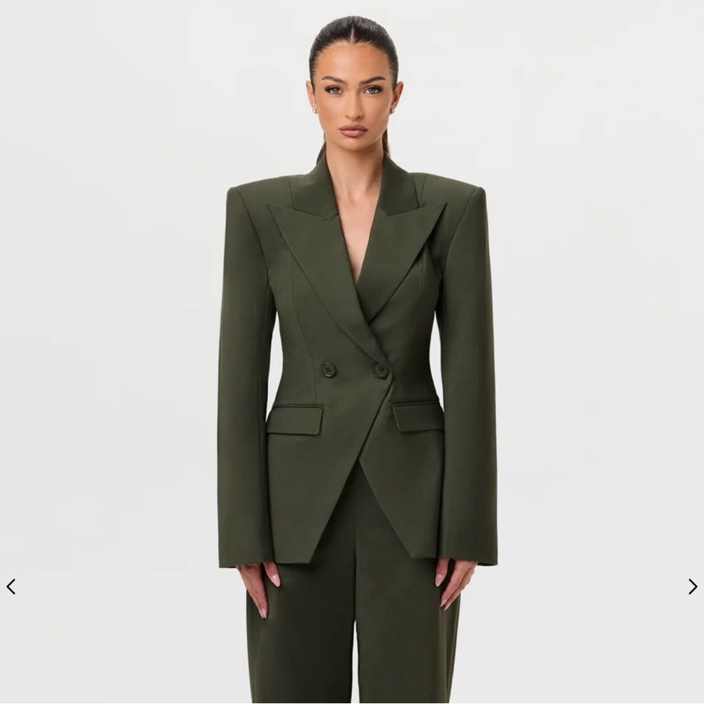 naked wardrobe Olive Green Structured Double-Breasted Blazer